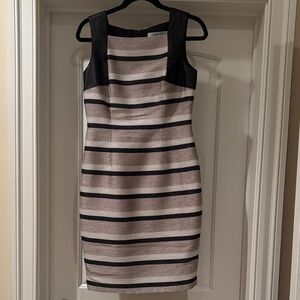 Carmen Marc Valvo Black and Cream Striped Mini Dress Size 4